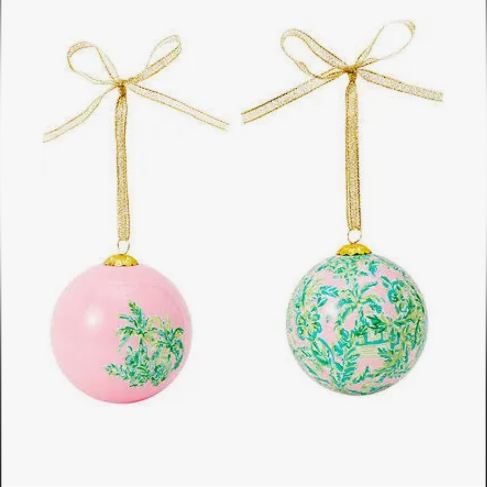 Lilly Pulitzer Mandevilla Baby Pink Sand Paradise Holiday Ornaments